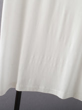 Load image into Gallery viewer, V Neckline Loose T-shirt