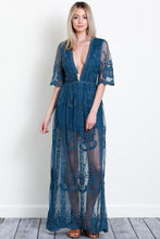 Load image into Gallery viewer, 'Amelia' Maxi Dress