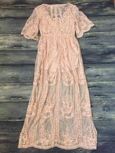 Load image into Gallery viewer, 'Amelia' Maxi Dress